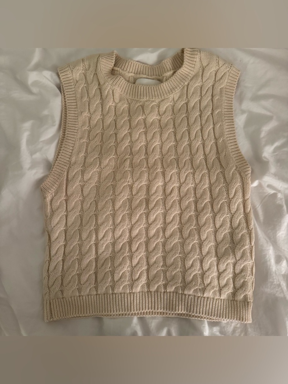 Abercrombie & Fitch Cream Cable Knit Sweater Vest